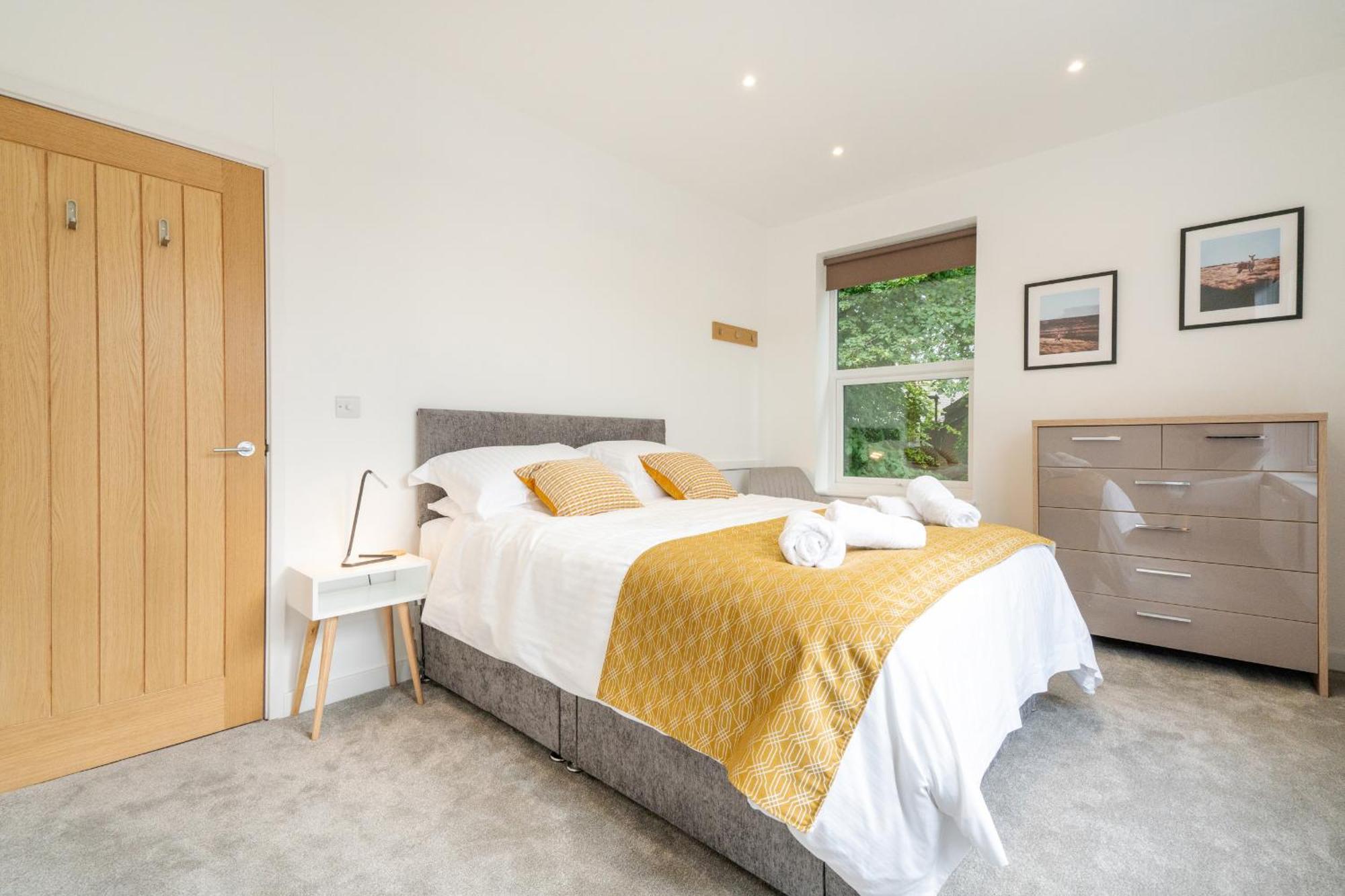 The Botanical Flat 1 Apartment Sheffield Bagian luar foto